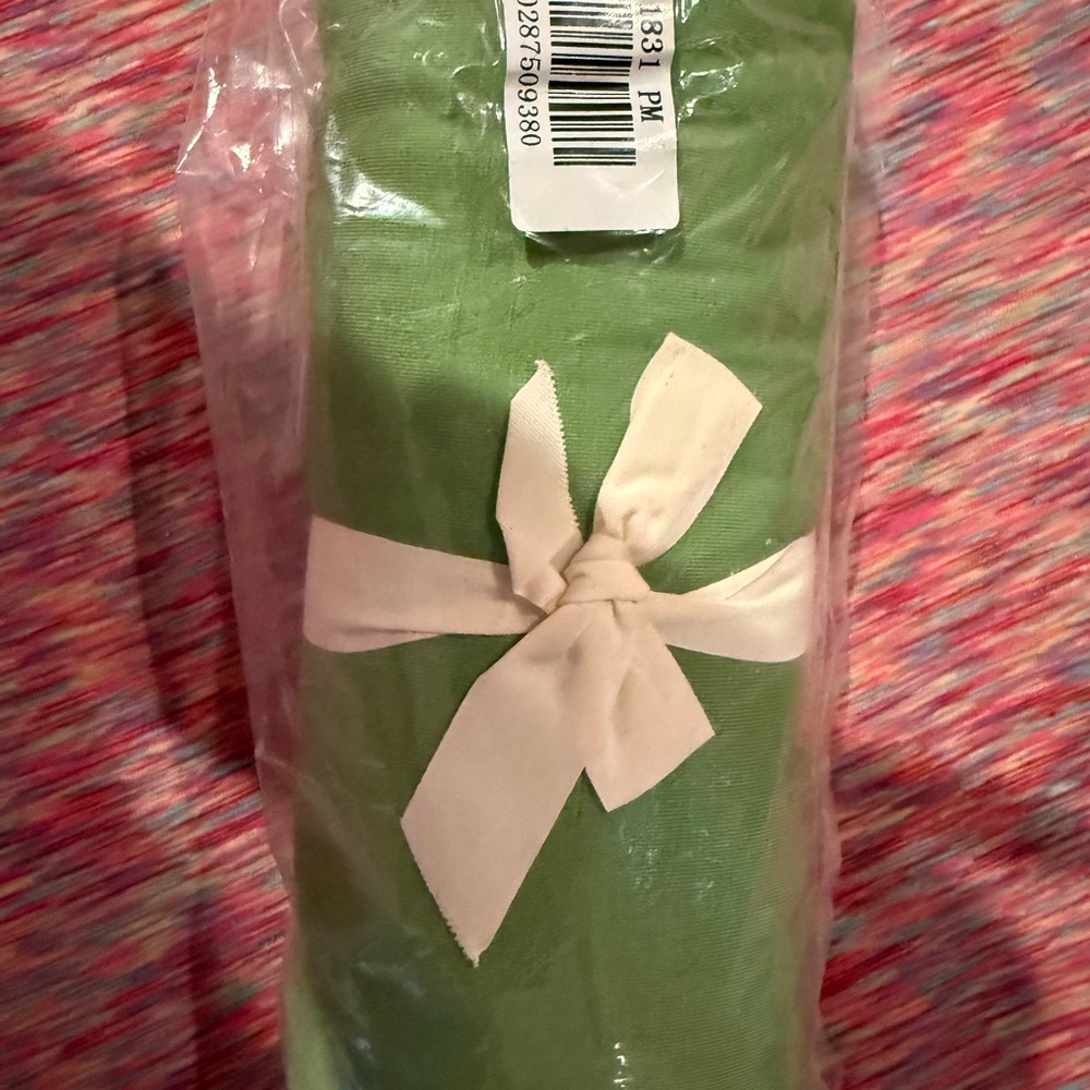Kyte BABY Green Blanket with Cream Ribbon